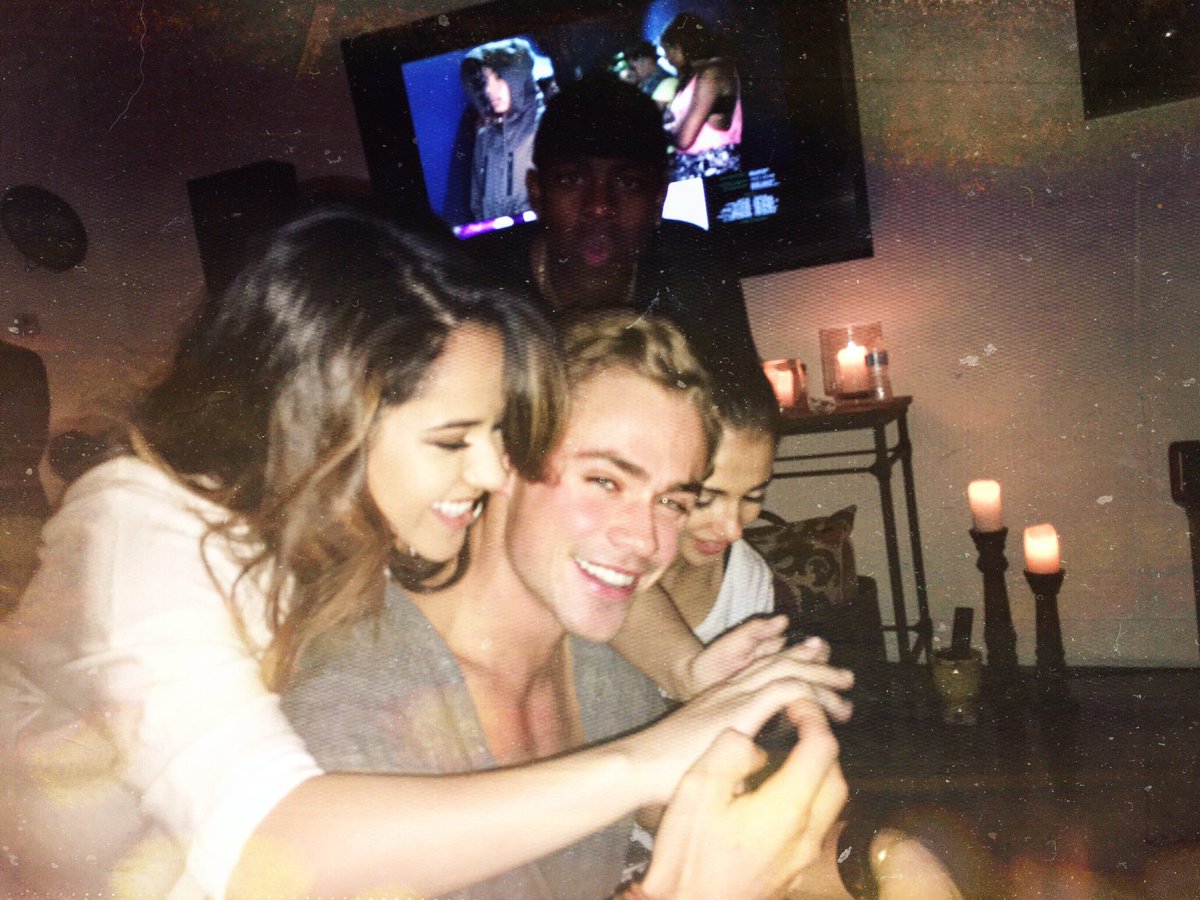 iambeckyg's tweet photo. https://t.co/2cpglwzMRi