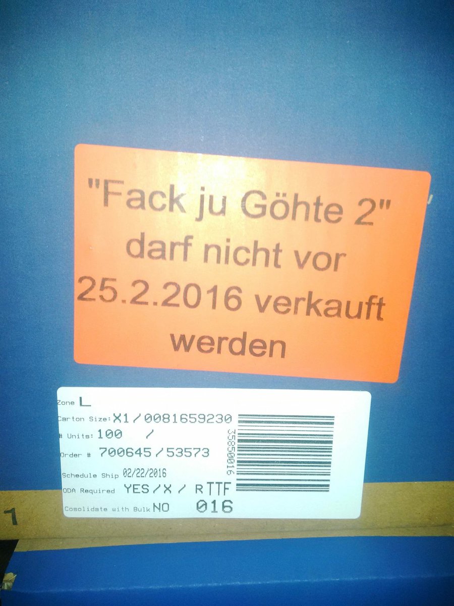 Elyas_MBarek's tweet photo. Wer von Euch hat sie trotzdem schon? Und von welchem Schwarzmarkt?! :) https://t.co/jbGgGB4V7H