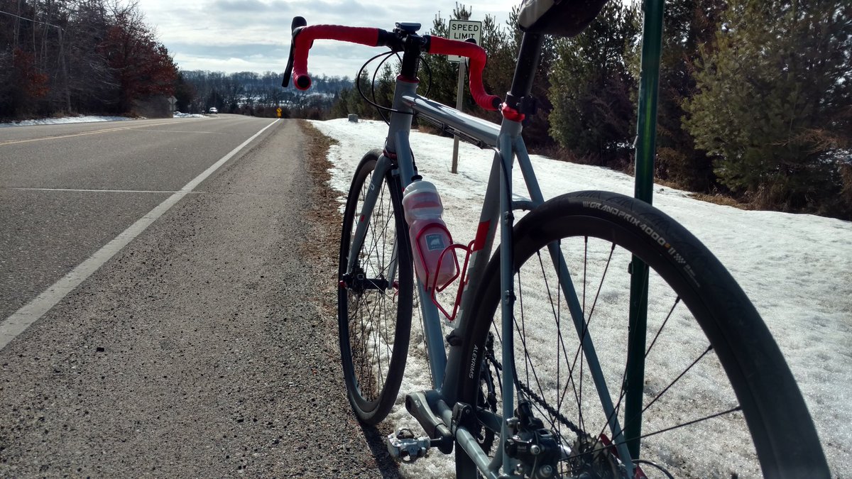 cyclingdann62's tweet photo. #ColossalRide #WinterRide #OptOutside #spokesandpedals @salsacycles https://t.co/a6L0cuIf6H
