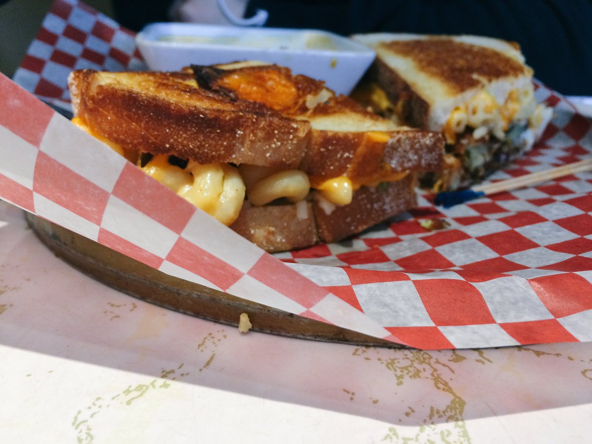 Sunday brunch from the always tasty <a href="/jackandlois1/">Jack and Lois</a> #HamOnt