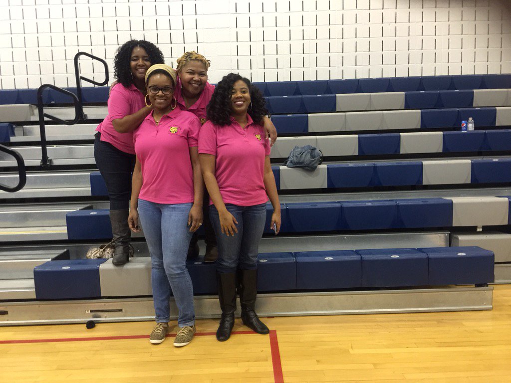 CMMS__LLadies's tweet photo. Takes a village @Jessicatbryant: Not only do we educate but we worship together @CMMS__LLadies https://t.co/wTOwjgfPoC"