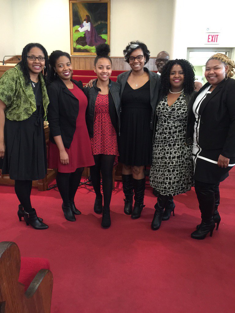 CMMS__LLadies's tweet photo. Takes a village @Jessicatbryant: Not only do we educate but we worship together @CMMS__LLadies https://t.co/wTOwjgfPoC"