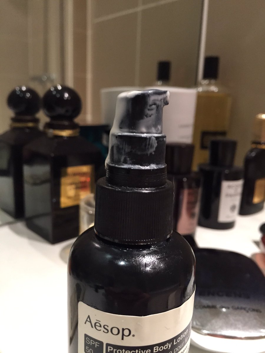 PaulMacca1976's tweet image. Our sun cream from @aesopskincare is the only product that isn't great. Leaks everywhere #badpackaging