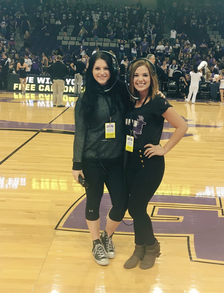 EmilySanda's tweet image. Can't believe it was already senior night last night😭