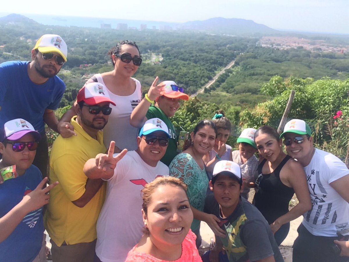 GALLOMENA's tweet photo. Ixtapa 2016 https://t.co/9BtwfHgf7z
