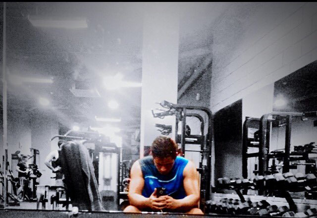 allan_company's tweet photo. Building inside muscle scars, one step at a time ☝🏼️#BodyBuilding #Goals #MuscleScars https://t.co/Yr8XDe68Mf