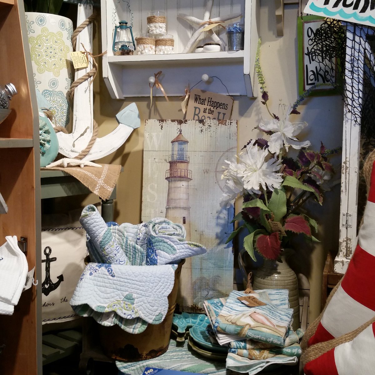 FinTouchAB's tweet photo. Take us to the #Beach. Come see us today #Okotoks & #Calgary 11-5 #FTdecor #homedecor #yyc #interiordesign https://t.co/vO3FSjjUag