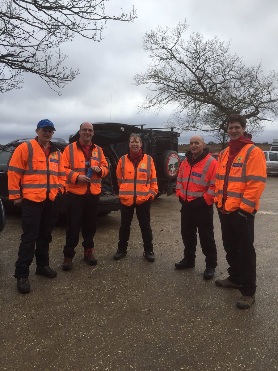 SearchDogDodger's tweet photo. Mum had a great day with @HSARDogs on #ExWinterChill. Big thanks to the organisers!! https://t.co/D8zeatsgSE