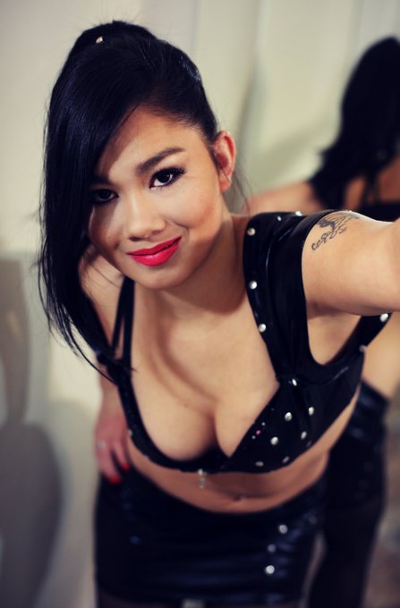Selfie mood! : ) #selfie #linlace #webcammodel #kinkylife #followme https://t.co/tPpYUAJUvo<a href="/tag/selfie"class="tags">#selfie</a><a href="/tag/linlace"class="tags">#linlace</a><a href="/tag/webcammodel"class="tags">#webcammodel</a><a href="/tag/followme"class="tags"><span>#followme</span></a><a href="/tag/kinkylife"class="tags"><span>#kinkylife</span></a>