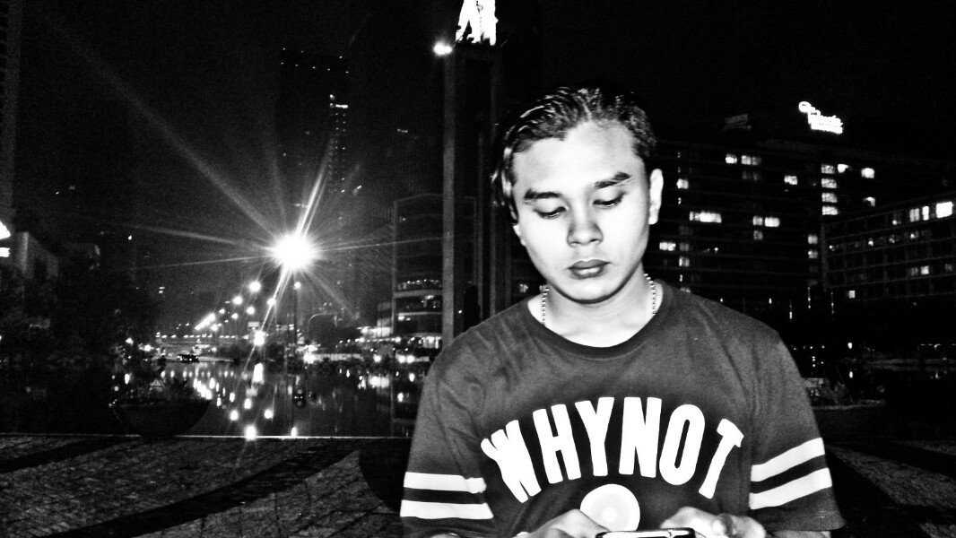 RickyStromp's tweet photo. Malam jakarta https://t.co/SOeyX8VUfh