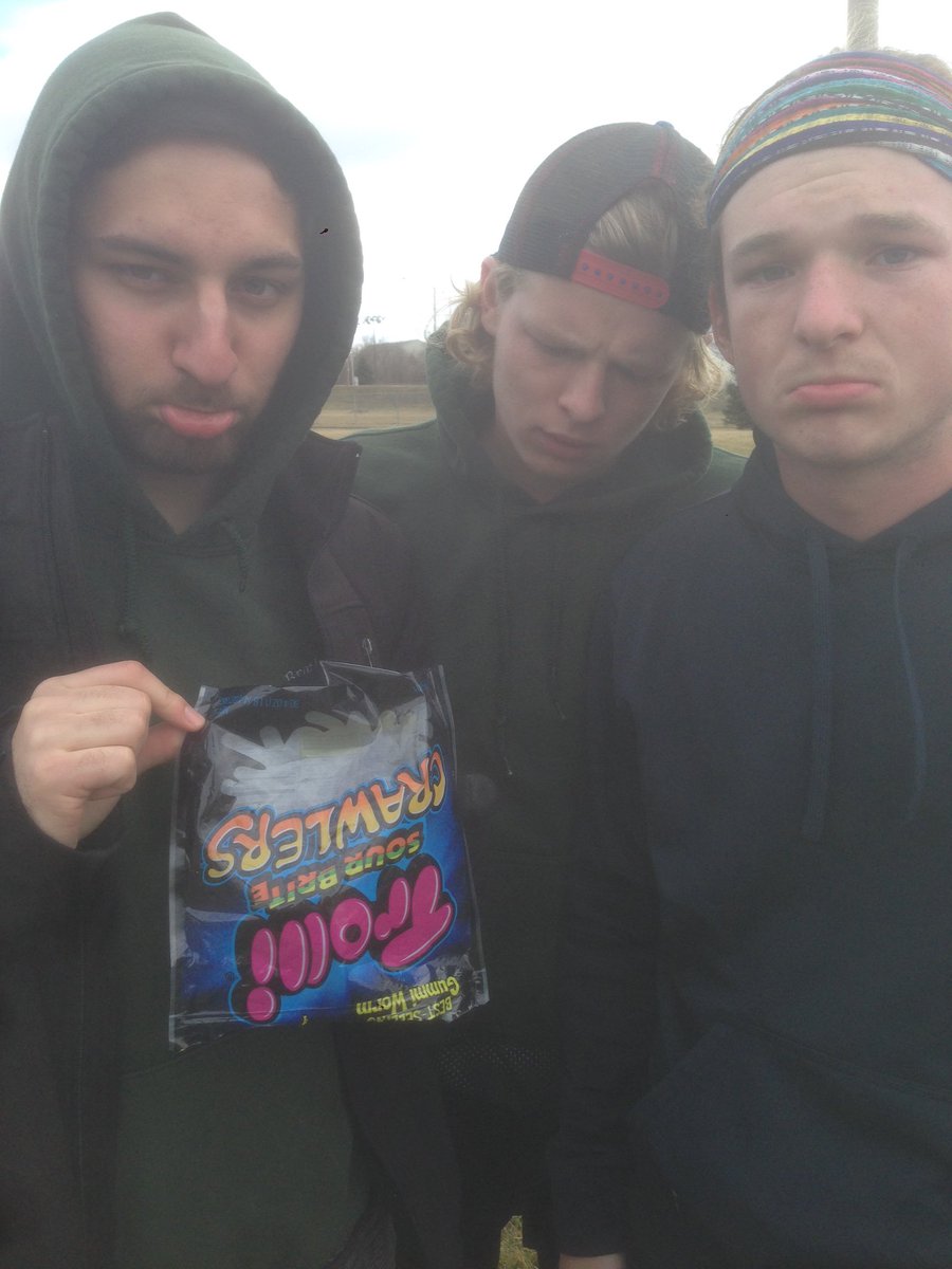 FranciscanFATAL's tweet photo. No more worms for the rest of the tournament #sendhelp #bulkworms @Trolli_USA @kroger https://t.co/1xU9mMJWQq