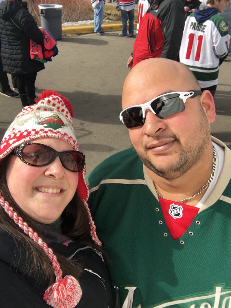 princessrandi82's tweet photo. Ready for a great game today #StadiumSeries https://t.co/8zqUjj3U4N