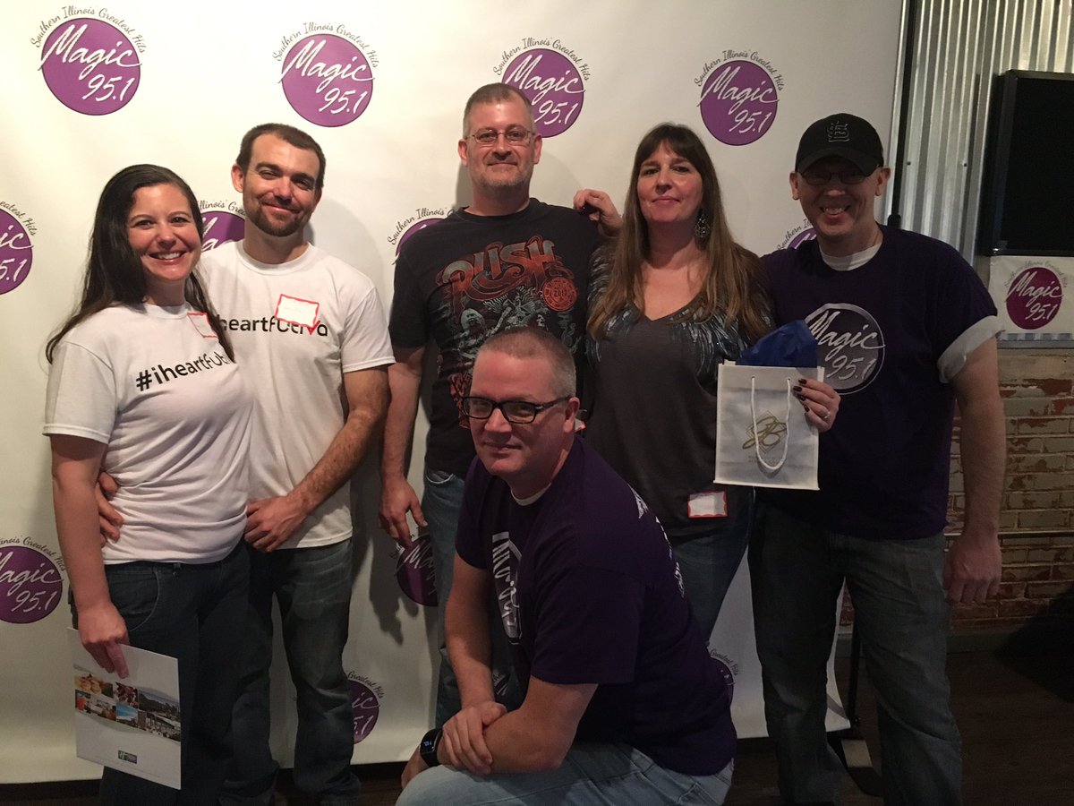 Magic951's tweet photo. Thanks to everyone who participated in Magic 95.1 Longest Kiss Contest! #KissandTell https://t.co/FIlUYH6AV9