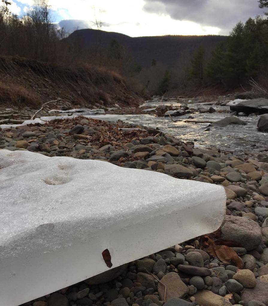 edibleusable's tweet photo. #ice #creek #mountains #sky #Catskills #westkill #tw https://t.co/QcxV894Snf