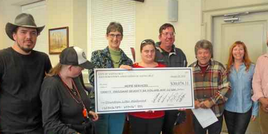 skyelans1's tweet photo. RT https://t.co/zrHFsqyjQ4 #HopeServices benefits to tune of $30,000 thanks to holiday parking program … https://t.co/npIHpz2BxV