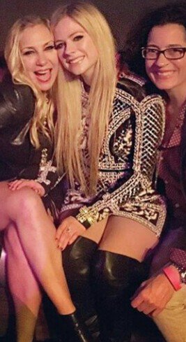 SacLBS's tweet photo. senhora @AvrilLavigne eu não sei o que dizer senhora, só sentir..... https://t.co/zMn1ovswKY