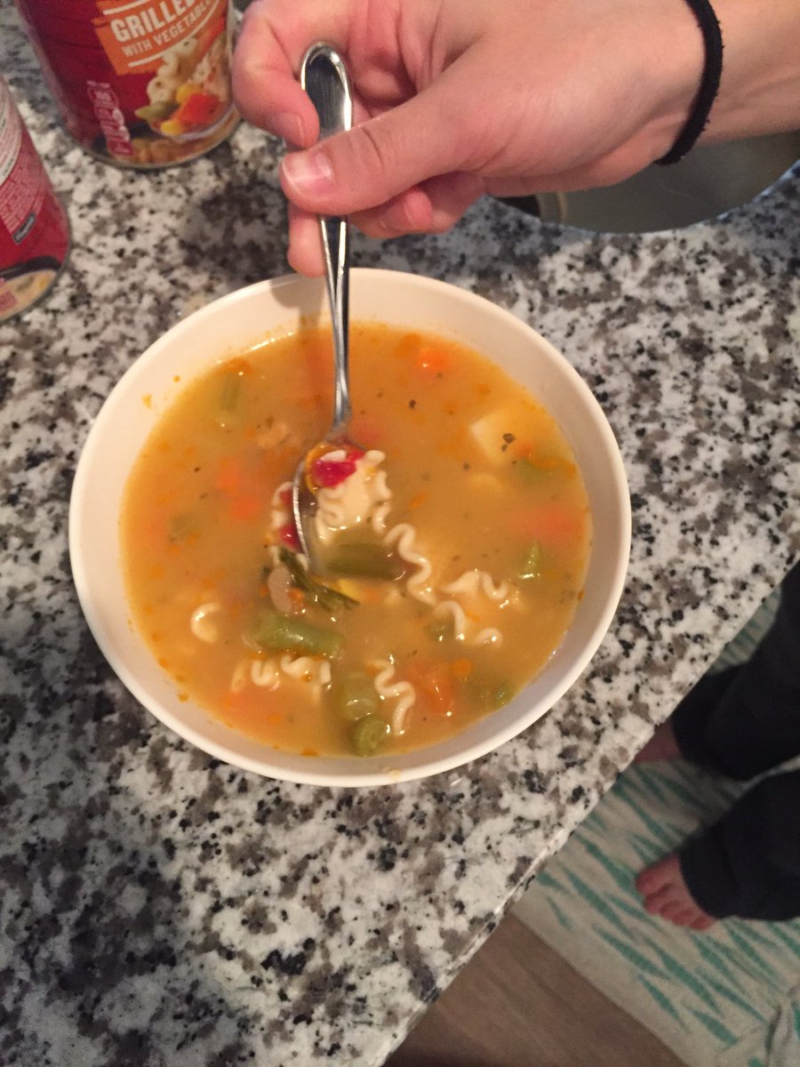 hailey_stuff's tweet image. "Why is it that weird color? Am I scared of this?"