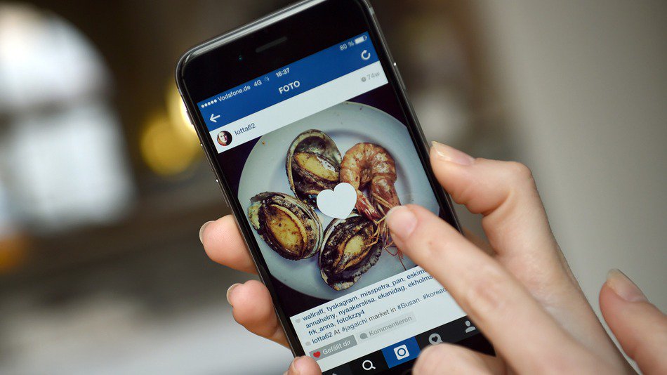  - 5 instagram tips from mercedes benz which gets superb engagement on