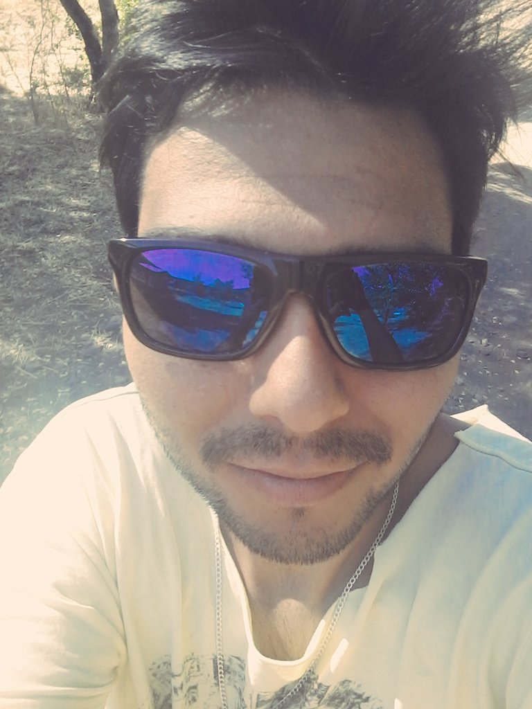 PatrickPoncett's tweet photo. Hola estoy de vuelta !! Que tal como esta la gente  de Twiitte ? 😎 https://t.co/hLG9SauSgq