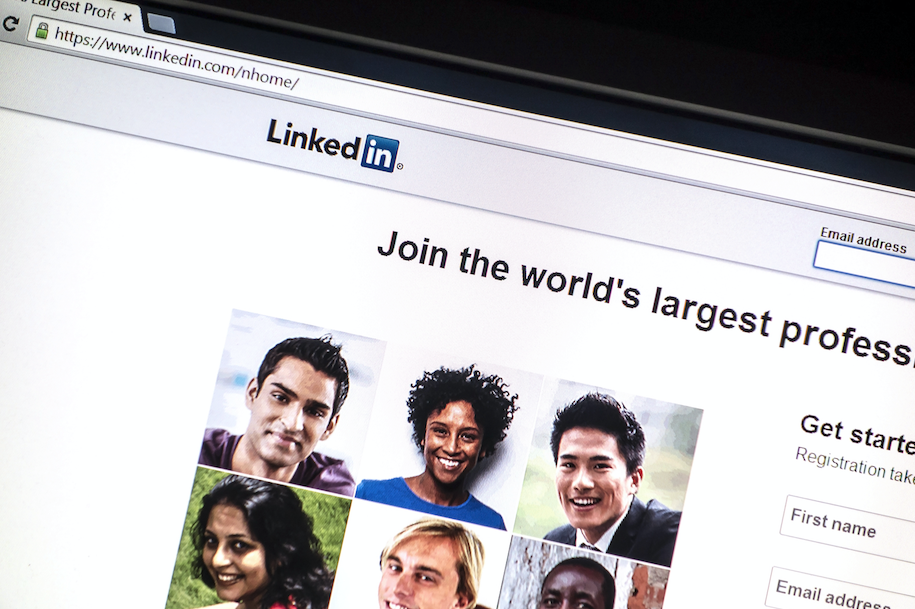 BrandBuildersCo's tweet image. Social Media Salvation: Why &amp;amp; How LinkedIn is Worth Your Time bit.ly/1IGfP8E #LinkedIn #socialMedia