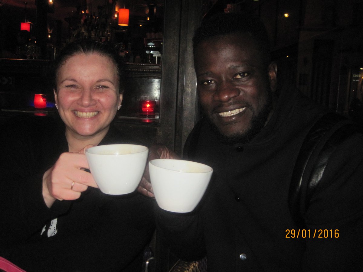 Ma_tache's tweet photo. APRèS LE CONCERT PRIVé DE @hmagnum  ;) LE MEILLEUR CAFé DE TOUTE MA VIE  AVEC LE DREAM EN SONNEPER <3 @mathmesrimes https://t.co/ZcBEyzxe9j