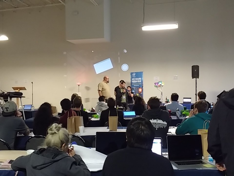 kvalluri's tweet photo. Great time listening to pitches, some really good ideas!! #IntelMakerATX https://t.co/3lzGQUv3GW