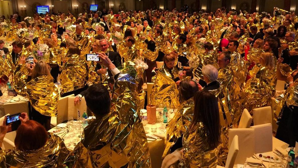 Chinese artist <a href="/aiww/">艾未未  Ai Weiwei</a> made a room full of celebrities take selfies in refugee jackets world-arts.com/news/