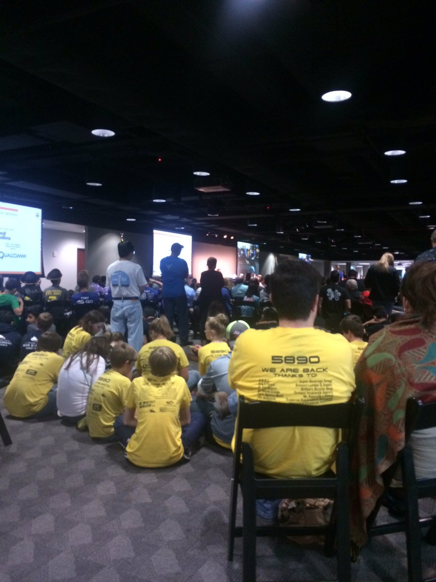 Award Ceremony! #omgrobots #alamoFIRST