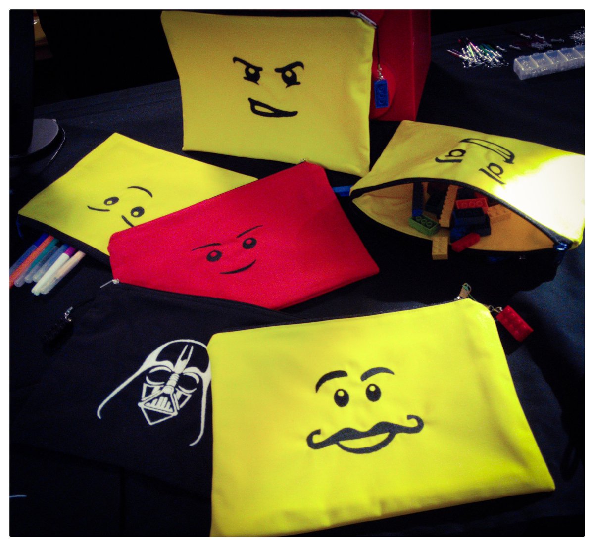 ModelesUniques's tweet image. Super expo à Reims ! Merci d&apos;être venus si nombreux ! #lego #brique