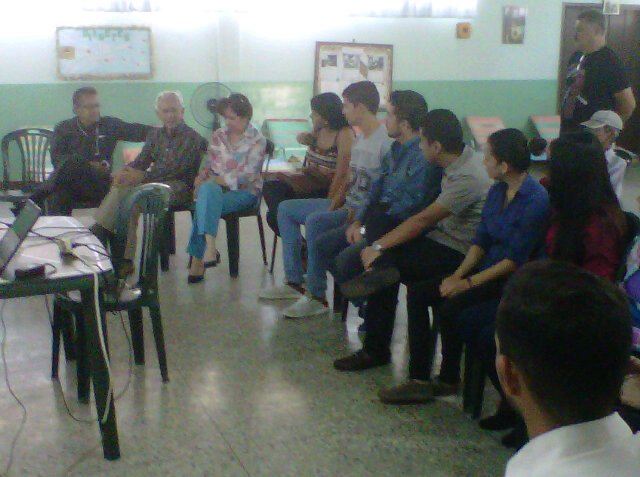 guillerpalacios's tweet photo. @JDS_PALAVECINO en proceso de formación y capacitación. Jornada de análisis democratico @JDS_UNT @cnancy @LenchoM https://t.co/NdDYoehWFS