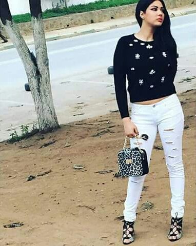 IbtissamTiskat's tweet photo. الطيبة والعفوية ليست غباء ، إنما هي نعمة فقدها الأغبياء 😊
#bama2016platinumeedition_ibtissamtiskat 
#ibtissamtiskat https://t.co/PB1DsZgeO4