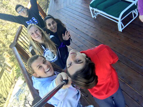 emmmalillyy's tweet photo. Unforgettable weekend with my family 🤘🏻 https://t.co/NSxkA5BYOw