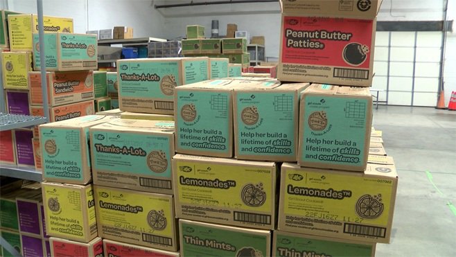 Wichita troops deploy with Girl Scout Cookies in hand wp.me/p4ySsy-15kQ via <a href="/KSNNews/">KSN News Wichita</a>