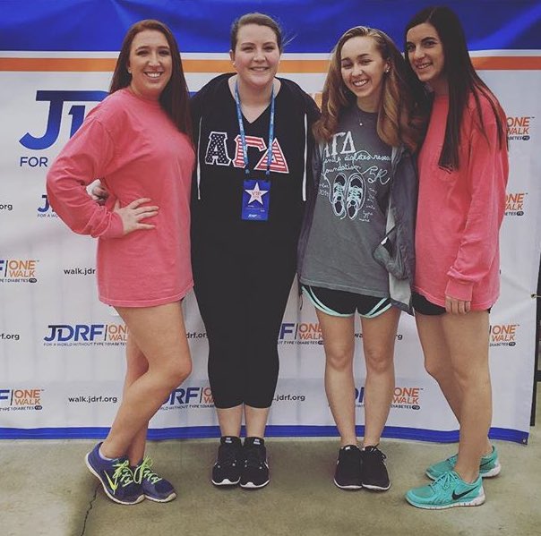 AlphaGamUofSC's tweet photo. Such a great day turning #TypeOneToTypeOne with @JDRF! ❤️💛💚 #AlphaGammaDelta https://t.co/Vc4YDkqBs7