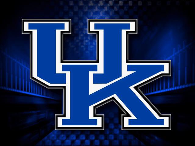 CollegeBracketz's tweet photo. Better team this year
RT for Kansas 
Like for Kentucky https://t.co/e5OMB2a2ti