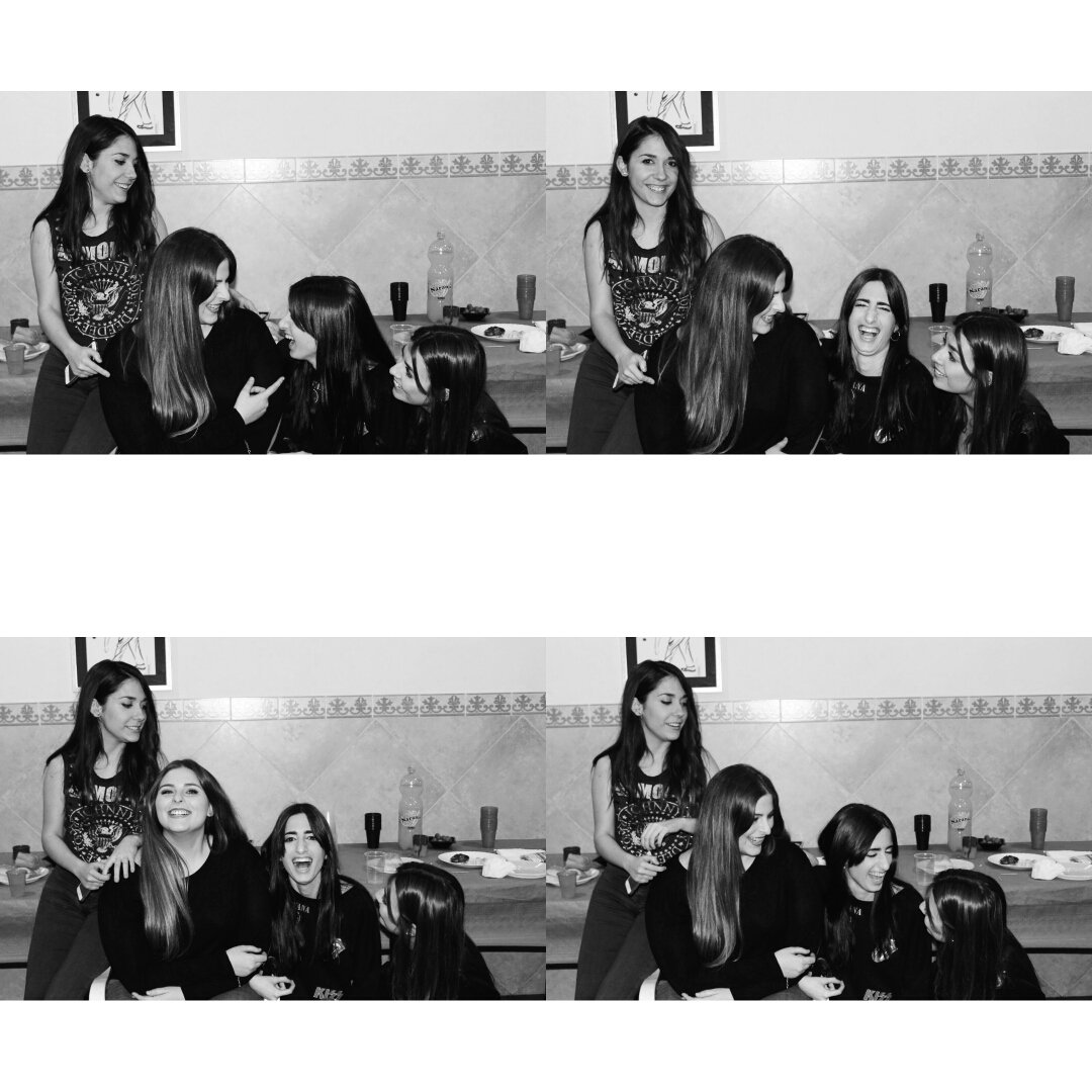 RebecaBarberan's tweet photo. Que suerte teneros ❤ @martina_eg14 @albapr96 #Neusi https://t.co/9GV6X9SOhq