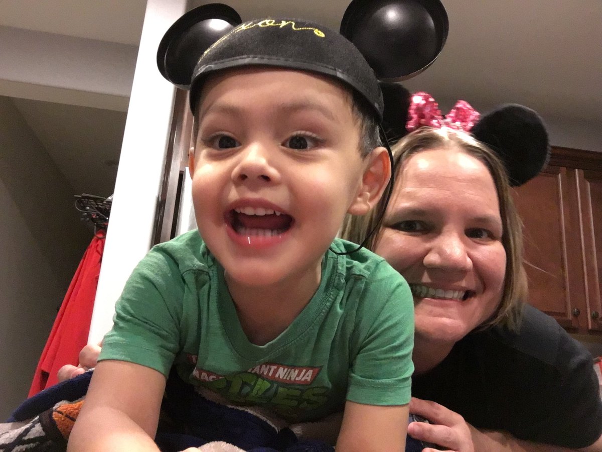 ❤️ #sharetheears #disneyland60 #makeawishfoundation