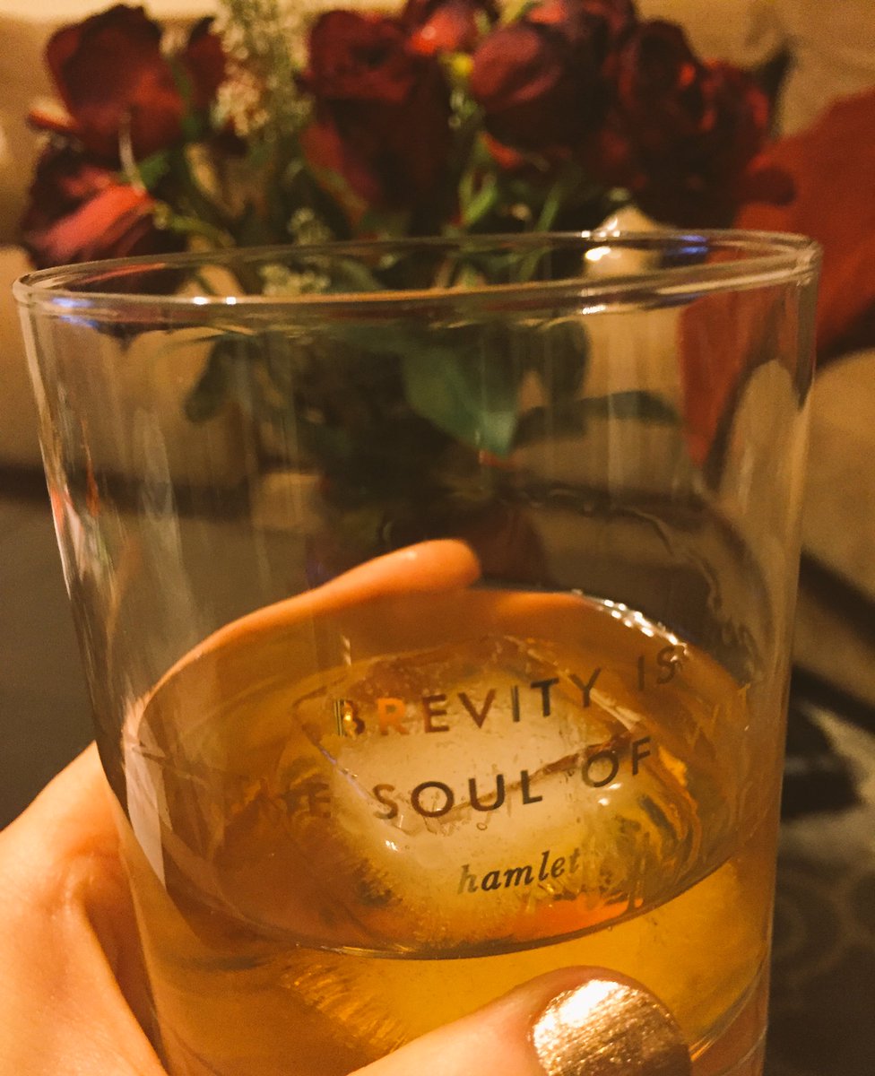 cshillz's tweet photo. Brevity is the soul of wit.
A good reason for Twitter to keep the 140 character limit.
#Hamlet #Amadour https://t.co/96zs51KAiW