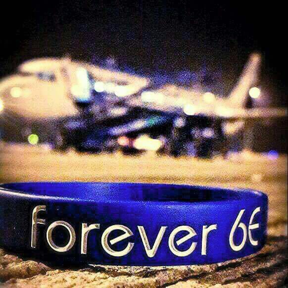 IndiGo6E's tweet image. Monday morning Blues make us look so 6E