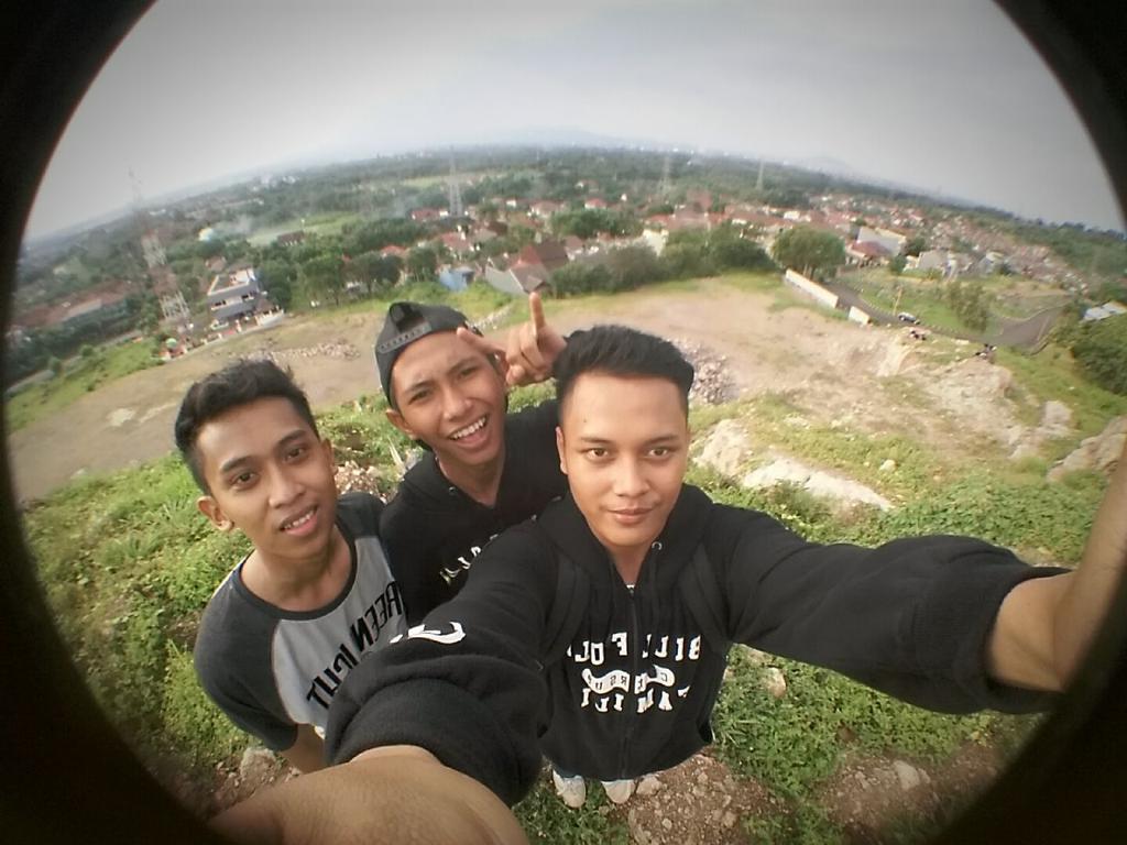 Tjie yang abis ngetrip💦💦💦
Cc: @Deblow17 dkk