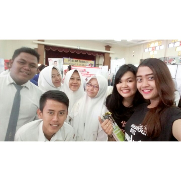 Semangat EDUFAIR di Gresik hari ini Duta Unmer mlg <a href="/Wisma/">wisma</a> Djendral Ahmad yani,Pt.semen Gresik💪 <a href="/febunmer/">febunmer♈MALANG</a> <a href="/unmermlg/">UNMER Malang</a>