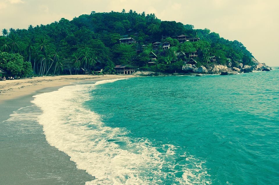 TheWildand's tweet image. Found our new favourite beach! #thansadet #kohphangan #madeittoparadise