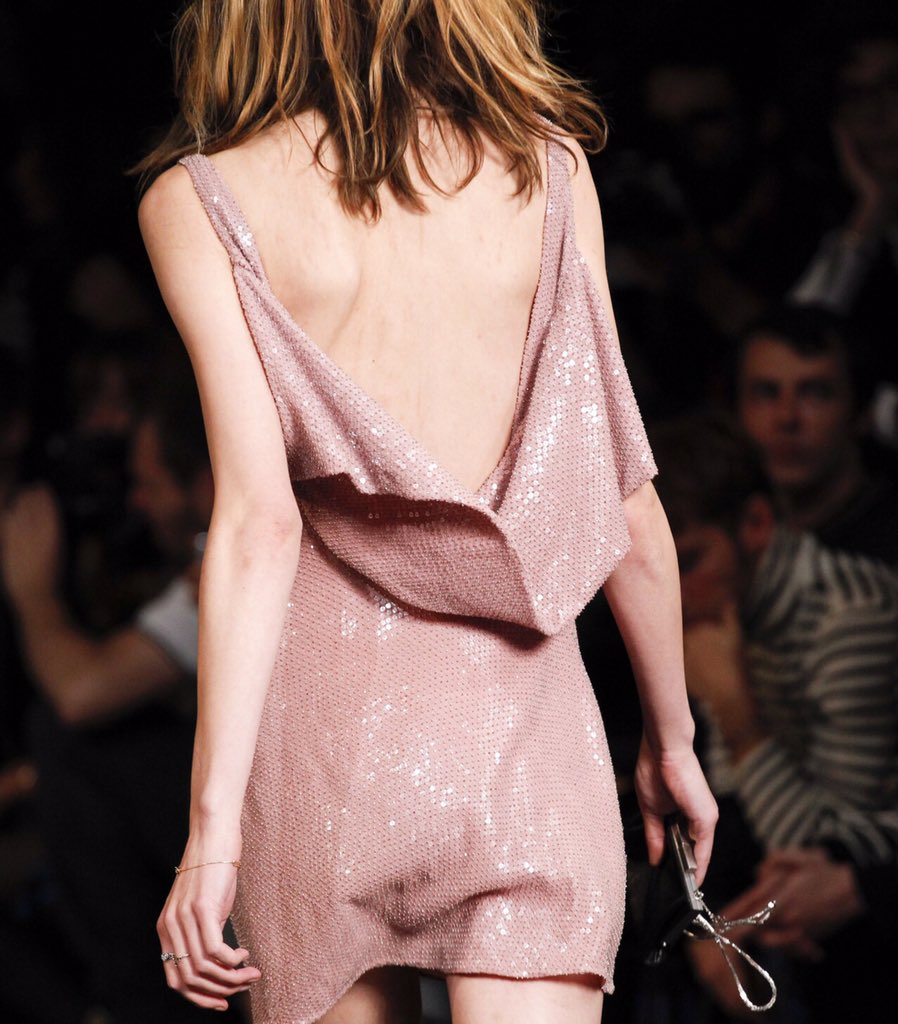 pslox's tweet photo. saint laurent spring 2016 https://t.co/f9aq5HEHED