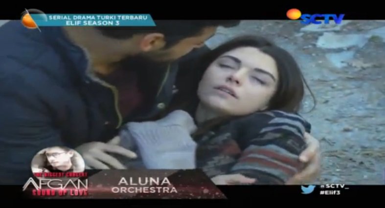 SCTV's tweet photo. Zainab pingsan! Apa yang terjadi padanya? #Elif3 https://t.co/sjXp8Acus8