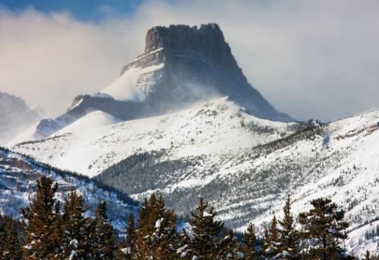 TourismAb's tweet photo. RT @SentiersprivesC: Come see in #CanadianRockies the locations of movie "The Revenant" https://t.co/Fp3gV7V4FL https://t.co/JDTPIQCTmn
