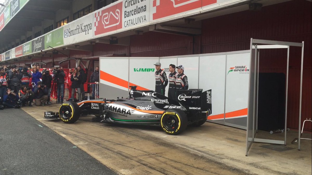 checoperezcom's tweet photo. Así presentan @SChecoPerez y @ForceIndiaF1 el #VJM09, una evolución del #VJM08 con el que tuvimos grandes emociones https://t.co/upWzlAZWa8