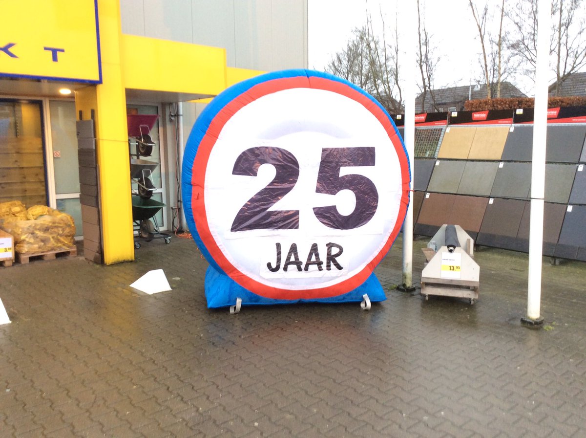 MultimateHeino's tweet image. Vandaag is Klaasje 25 jaar bij ons in dienst. Dit wordt natuurlijk de hele dag groots gevierd!