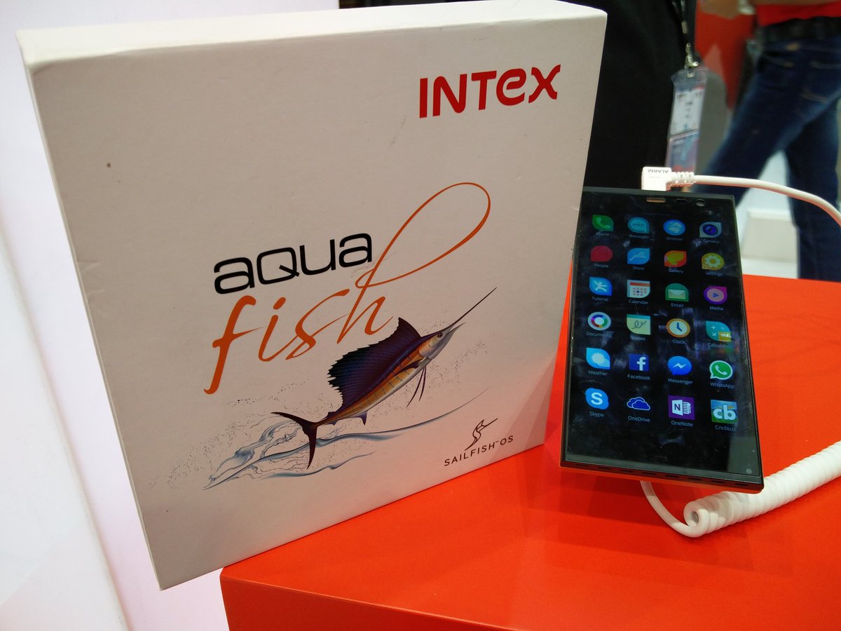 JollaUsers's tweet image. Presenting the Intex Aqua Fish running #SailfishOS, with the new Sailfish OS logo!