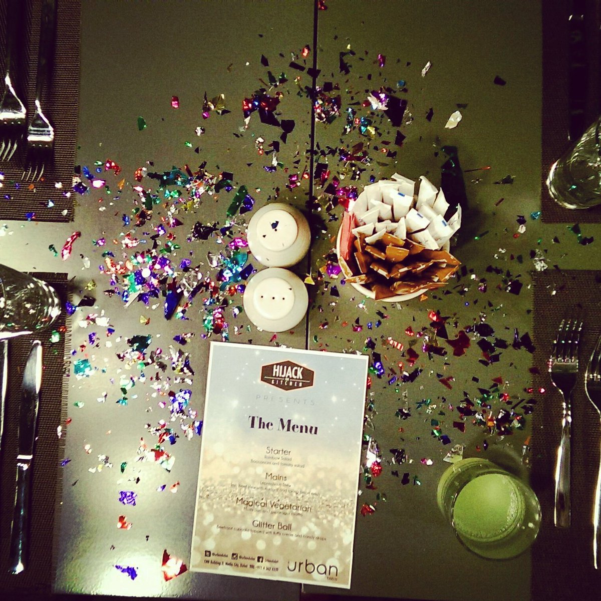 Quick_Histories's tweet photo. Enjoyed a fab, glitter-filled, sugar-packed evening at @urbandubai courtesy of @CherithNicholl . #hijackourkitchen https://t.co/Ztw1RE1G48