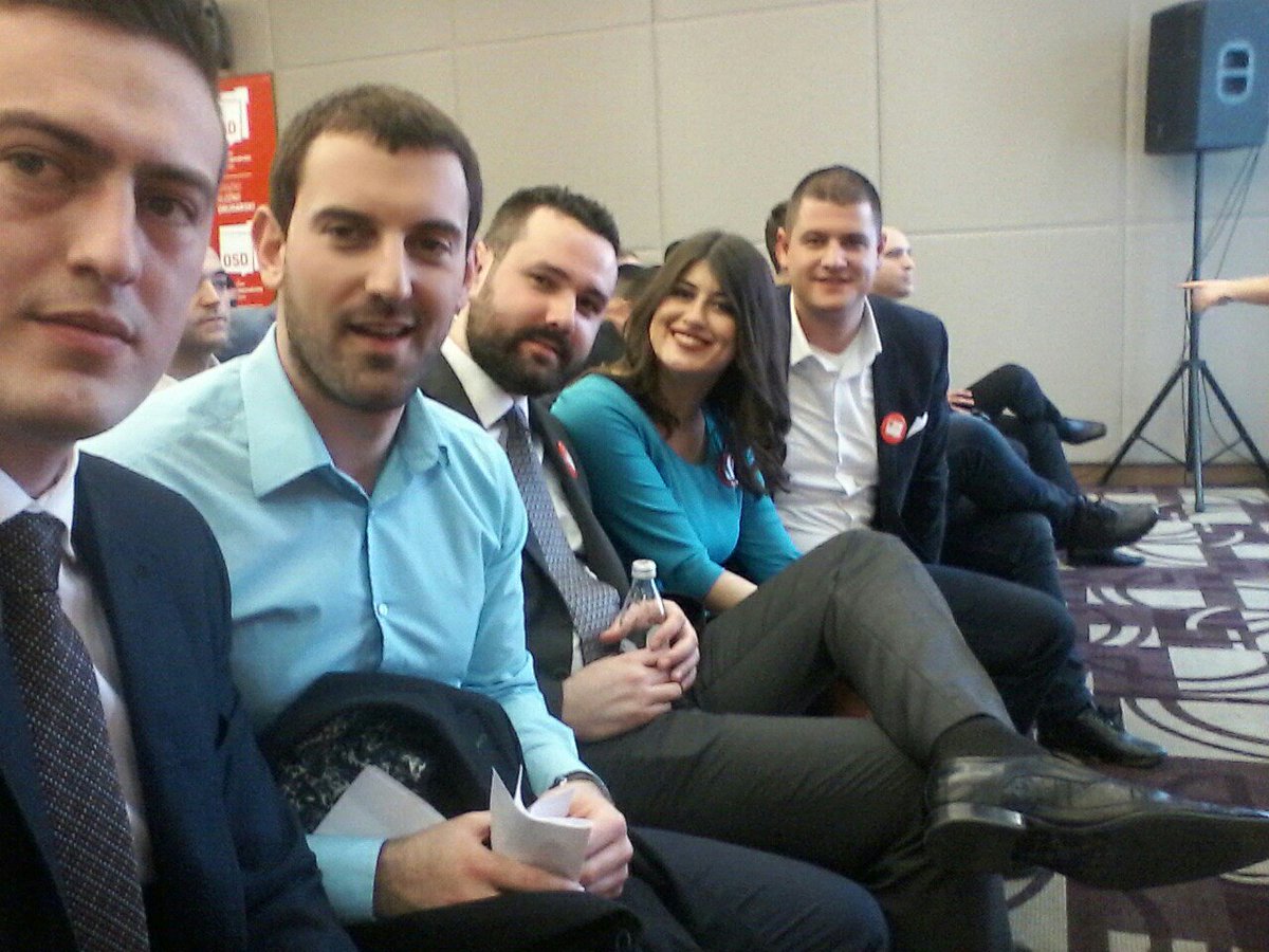 vujacic88's tweet photo. Odvazno. Slozno. Drugarski. #First #congress #YOUTH #socialdemocrats https://t.co/9z99TOk6Jw
